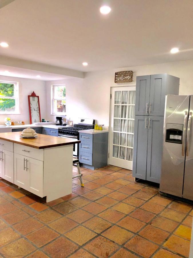 Comfy And Spacious Suite With Free Parking 마이애미 외부 사진